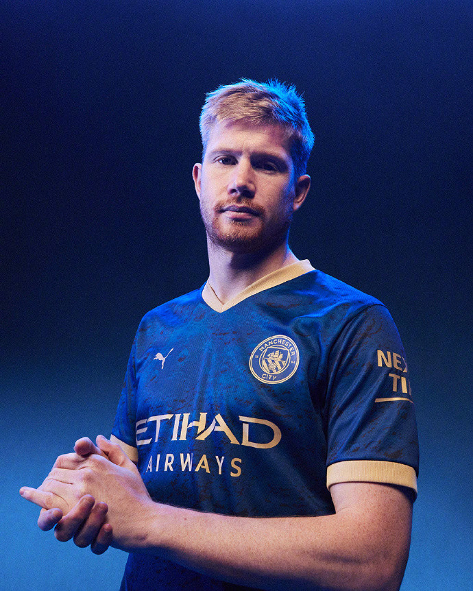 中超欠薪问题严峻，俱乐部准入难，财务困境持续，亟需解决。