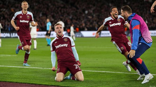 霍奇森：英格兰中场人才济济，图赫尔任何决定都可能引发争议