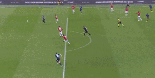 被罚下2人后输球！皇马电视台愤怒：内格雷拉制造的裁判